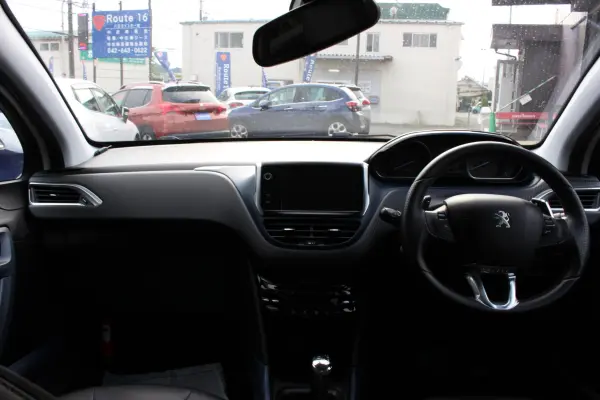 2015 Peugeot 2008 — photo 7 | Tuminion Kenya
