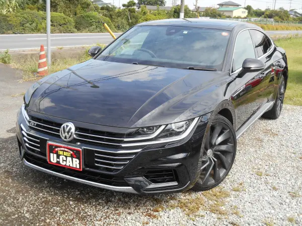 Volkswagen Arteon R-Line 4Motion Advance 4WD Black Leather Sunroof 20-inch AW (Black)
