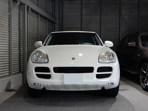  Porsche Cayenne — photo 2 | Tuminion Kenya