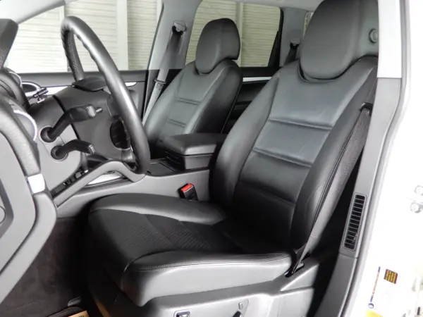  Porsche Cayenne — photo 8 | Tuminion Kenya