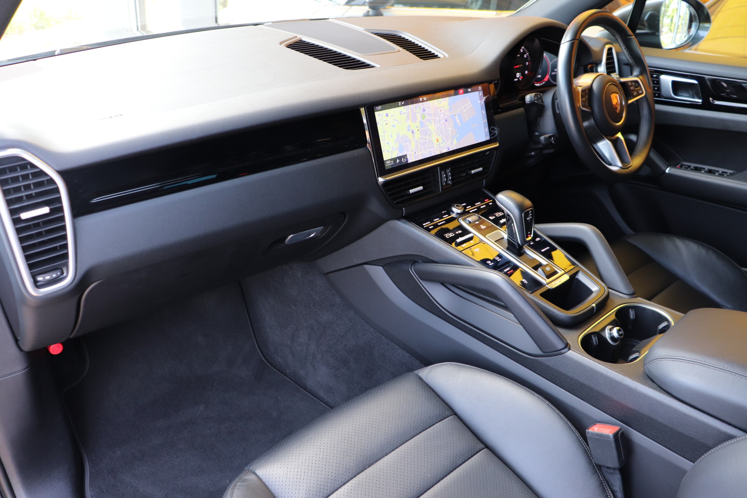 2019 Porsche Cayenne — photo 3