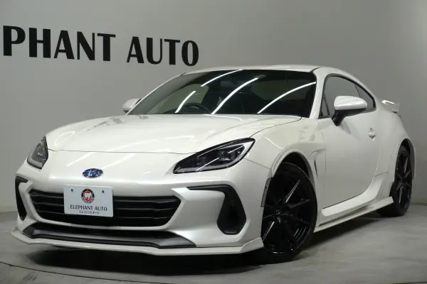 Subaru BRZ 2.4 S One Owner KUHL Full Aero Over Fender Trunk Spoiler Rear Diffuser Dual Exhaust Cruise Control Half Leather & Seat Heater LED Headlight Paddle Shift (White)
