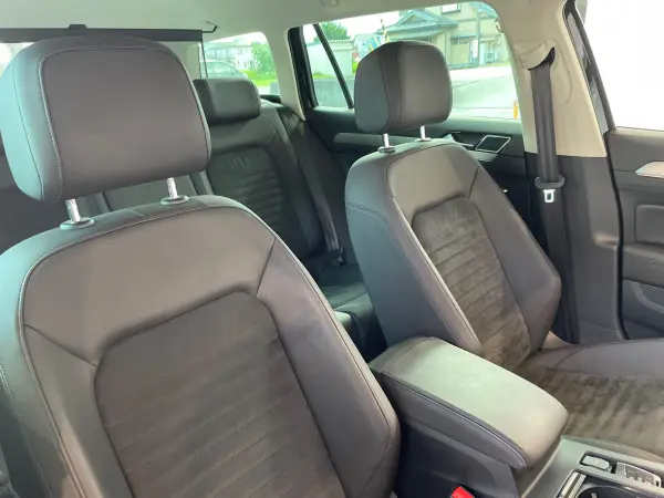Volkswagen Passat Variant TDI Elegance Line Diesel Turbo — photo 8