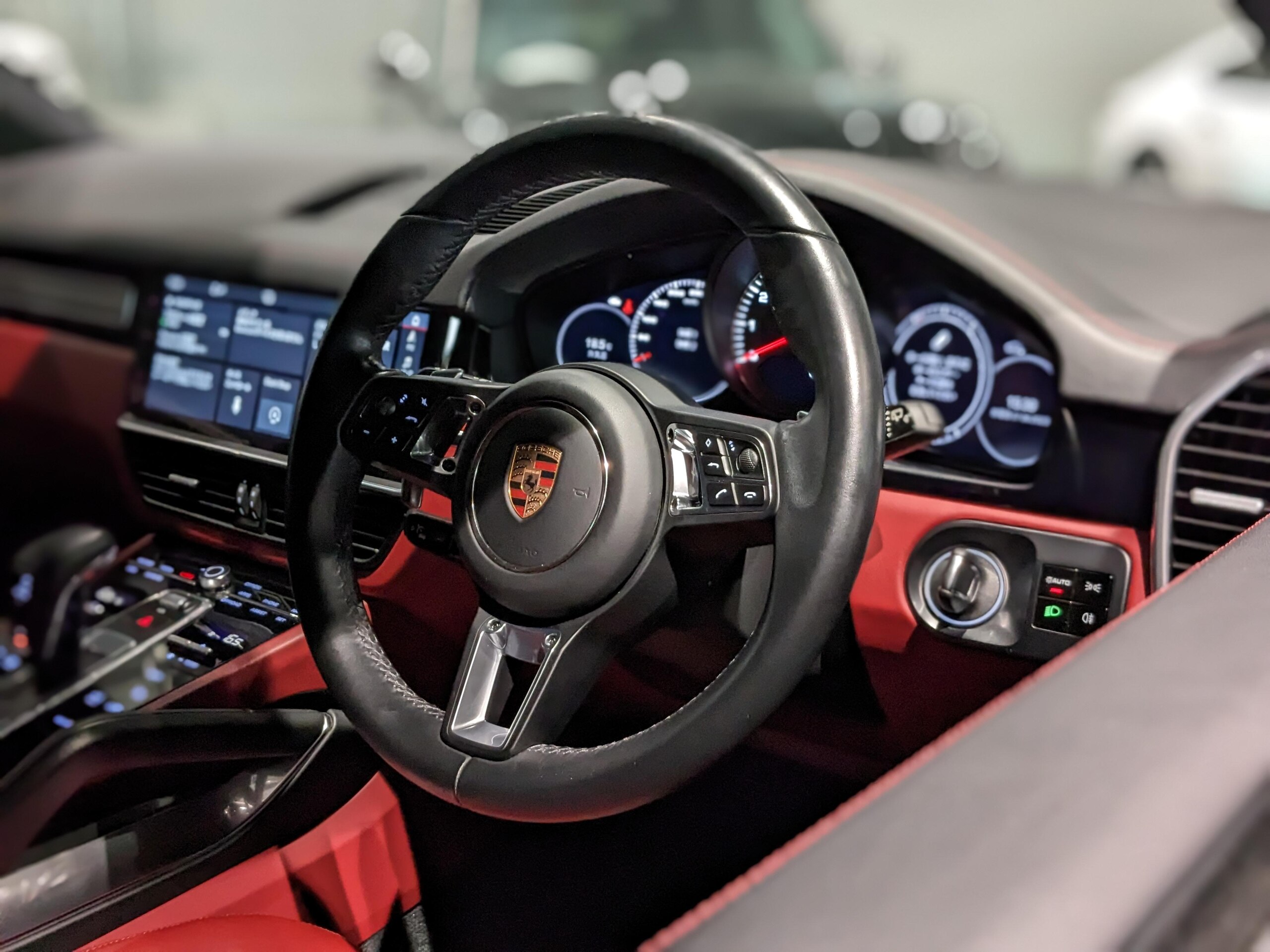 2020 Porsche Cayenne — photo 2