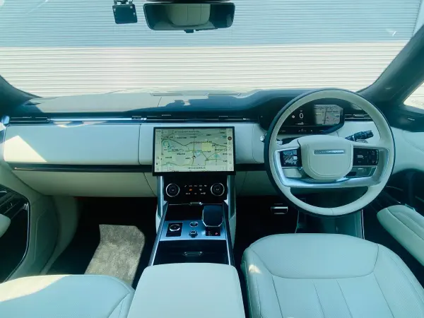 2023 Landrover Rangerover — photo 3