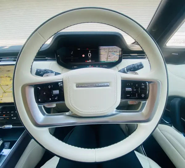 Land Rover Range Rover HSE 3.0L D300 Standard Wheelbase Diesel Turbo 4WD Black Brake Calipers Power Tailgate (Portofino Blue) — photo 9