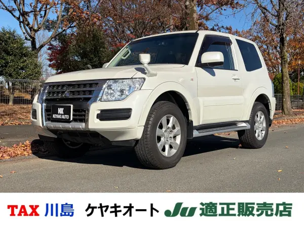 Mitsubishi Pajero 3.0 Short VR-I 4WD (Pearl White)