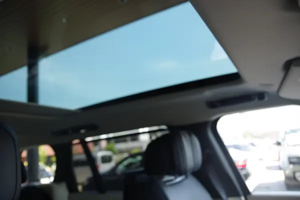 2023 Landrover Rangerover — photo 3