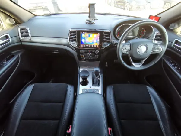 2019 Jeep Grand Cherokee — photo 2