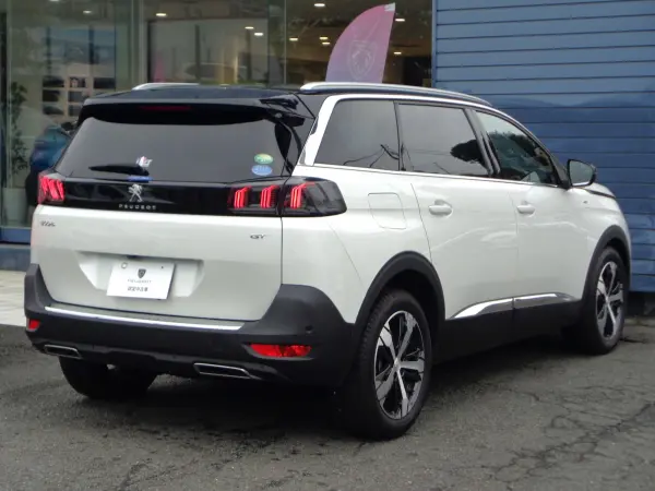 2024 Peugeot 5008 — photo 2 | Tuminion Kenya