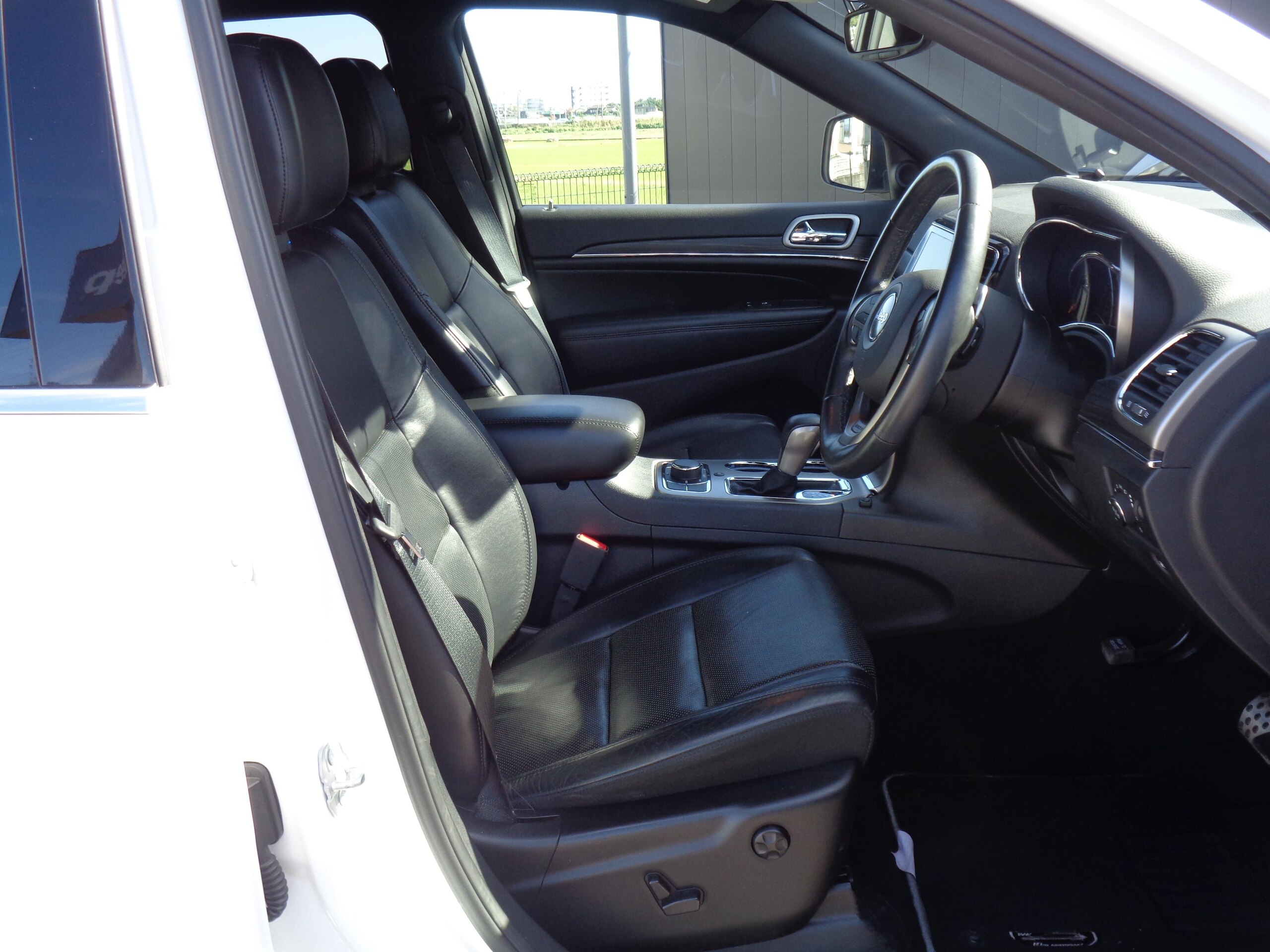 Jeep Grand Cherokee WK 10th Anniversary Edition 4WD — photo 8