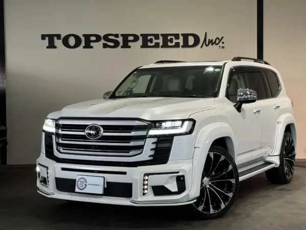 2024 Toyota Landrcuiser 300 — photo 2