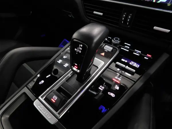 2023 Porsche Cayenne — photo 7 | Tuminion Kenya