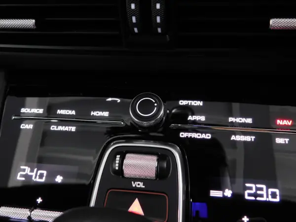 2023 Porsche Cayenne — photo 8 | Tuminion Kenya