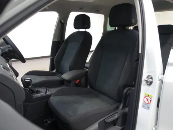 2021 Volkswagen Tiguan — photo 3