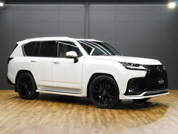 Lexus LX600 4WD One Owner/Non-Smoker/Indoor Storage/F Sport Package (Genuine Parts)/Aimgain F Sport Spoiler/Universal Design 24-inch AW/Maglev/R-Enter/Panoramic View Camera/Wireless Charging/Genuine Leather/SR/Digital Mirror/Cool Box/Power Back Door/ETC (Sonic Quartz) — photo 8