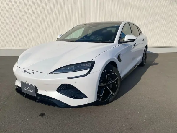 BYD Seal AWD Company Demo Car Non-Smoking (Aurora White)