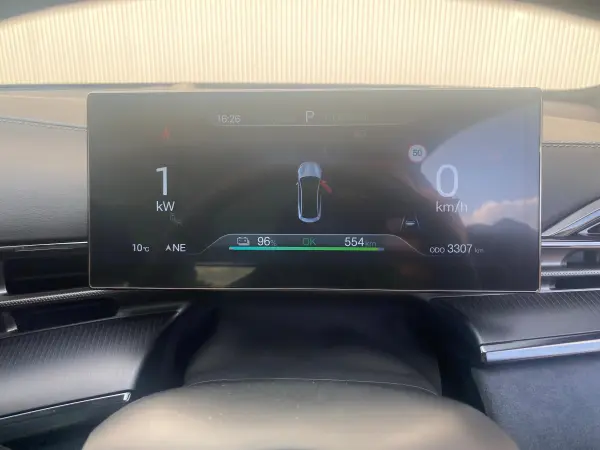 BYD Seal AWD Company Demo Car Non-Smoking (Aurora White) — photo 9