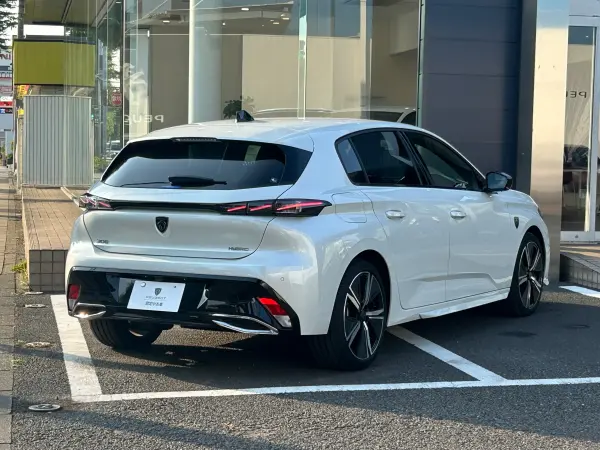 2024 Peugeot 308 — photo 2