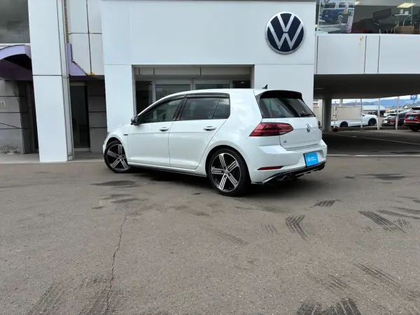 2018 Volkswagen Golf — photo 3 | Tuminion Kenya