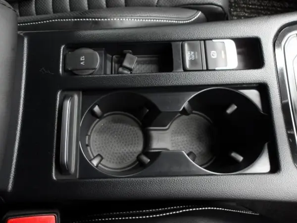 Volkswagen Passat Variant TSI Elegance Advance Certified Used Car with 1-Year Dealer Warranty (Black) — photo 9