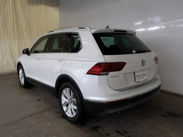 2020 Volkswagen Tiguan — photo 3