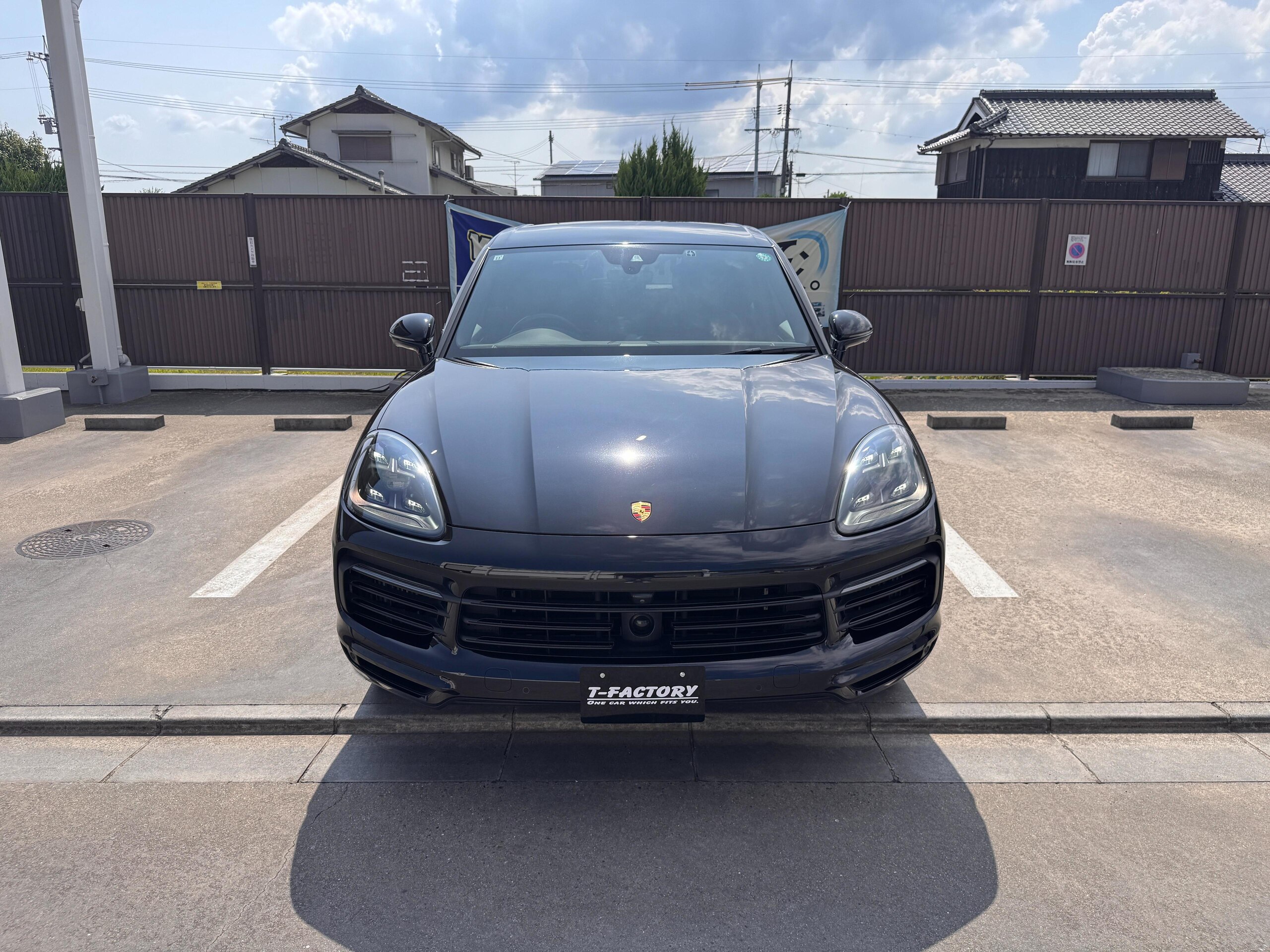 Porsche Cayenne S Tiptronic S 4WD with Factory Navigation, Full-Seg TV (Viewable While Driving), BOSS Surround Sound, Extra Package, Adaptive Air Suspension, Power Steering Plus, 21-inch RS Spider Alloy Wheels, Sport Chrono Package (Jet Black Metallic) — photo 8