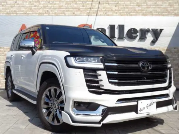 Toyota Land Cruiser 300 3.5 ZX 4WD Sunroof Modellista Aero Set (Pearl White) — thumbnail 1