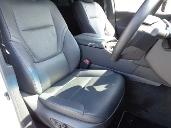 Toyota Land Cruiser 300 3.5 ZX 4WD Sunroof Modellista Aero Set (Pearl White) — photo 9