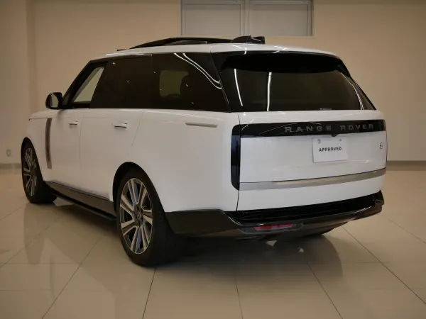 2023 Landrover Rangerover — photo 3