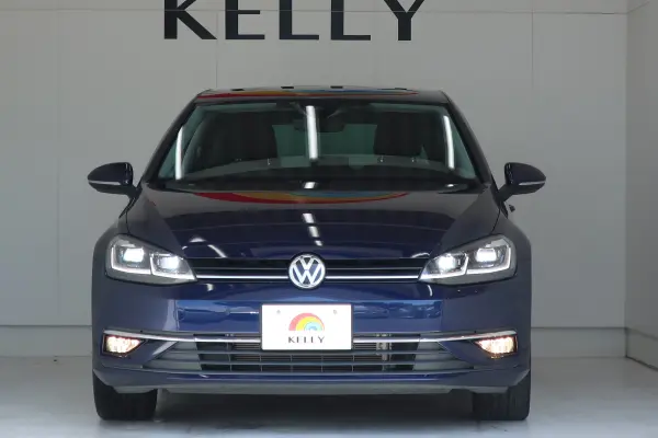 2020 Volkswagen Golf — photo 2