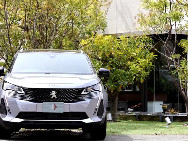2024 Peugeot 3008 — photo 3 | Tuminion Kenya