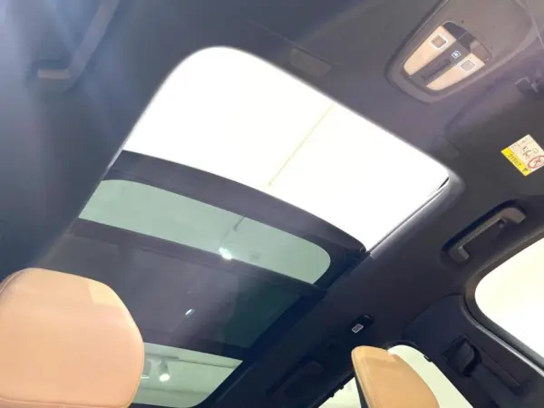 2022 Volvo Xc90 — photo 3