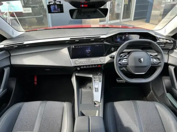 2023 Peugeot 308 — photo 3