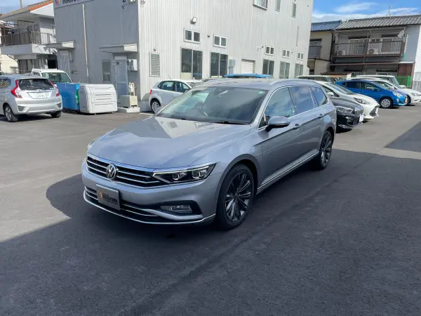 2021 Volkswagen Passat — photo 3