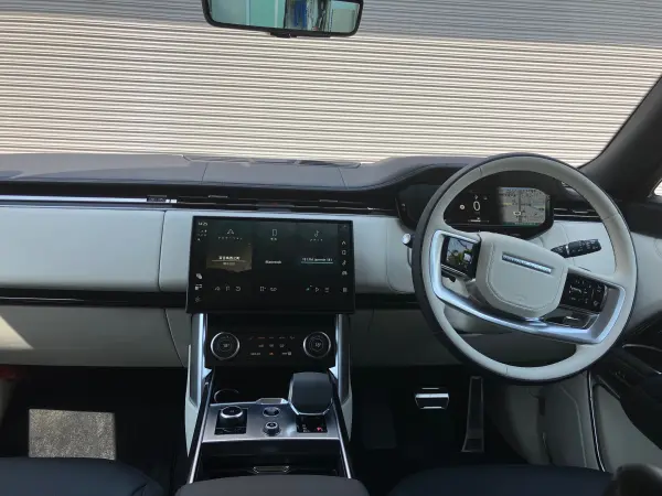 2024 Landrover Rangerover — photo 3