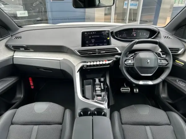 2024 Peugeot 3008 — photo 3