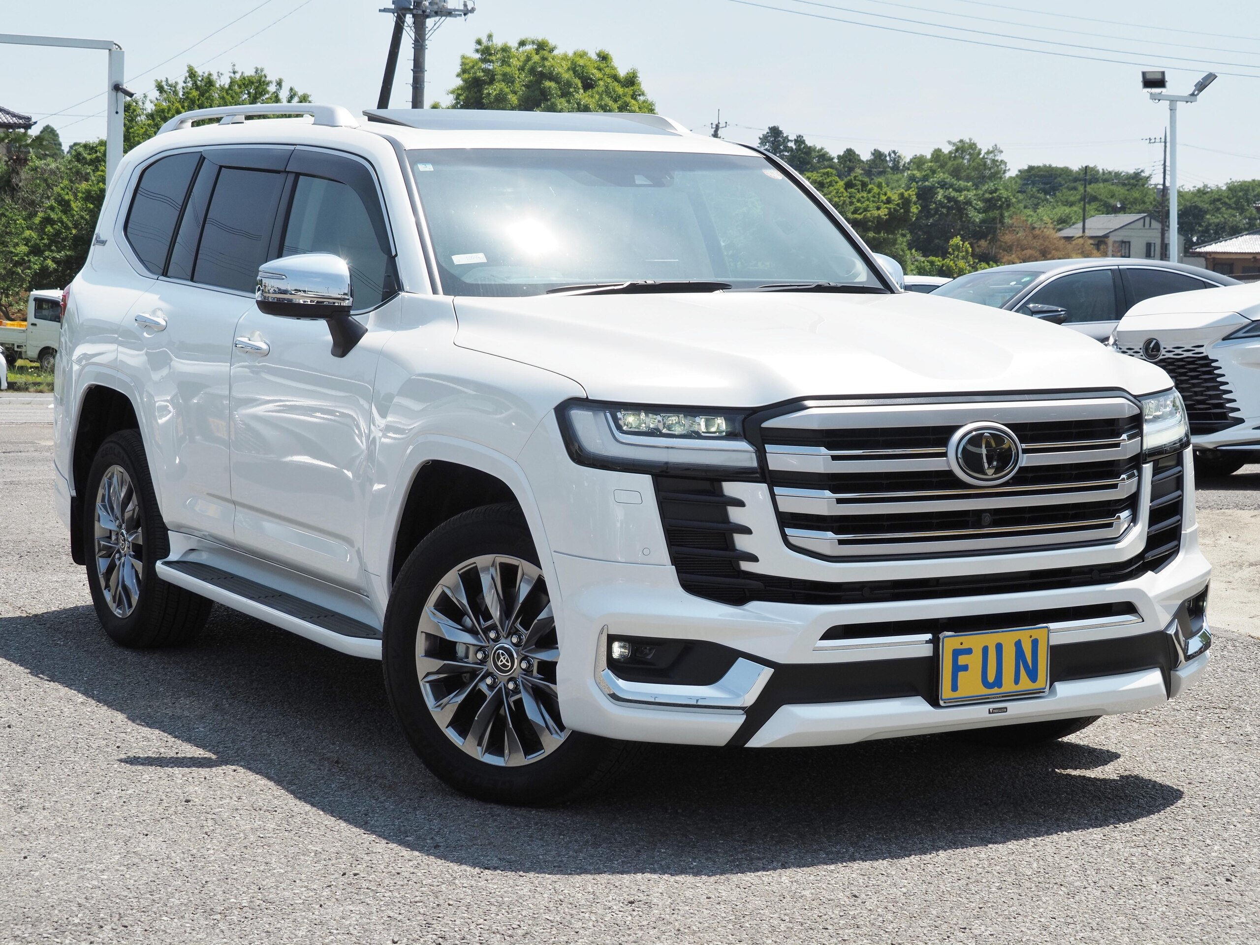 2024 Toyota Landrcuiser 300 — photo 3