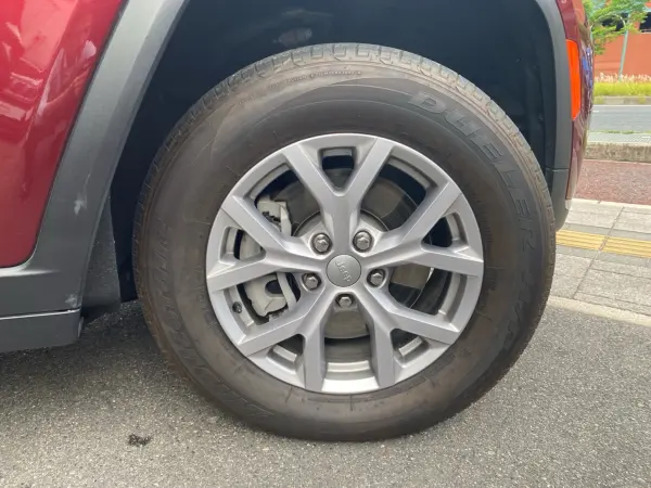 Jeep Grand Cherokee Limited 4WD — photo 9