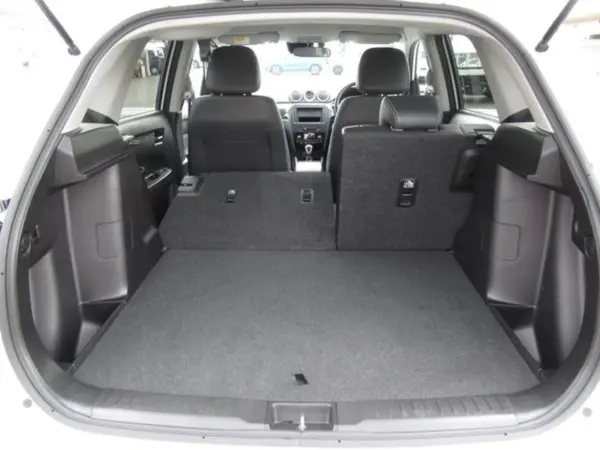 Suzuki Escudo 1.5 4WD — photo 7