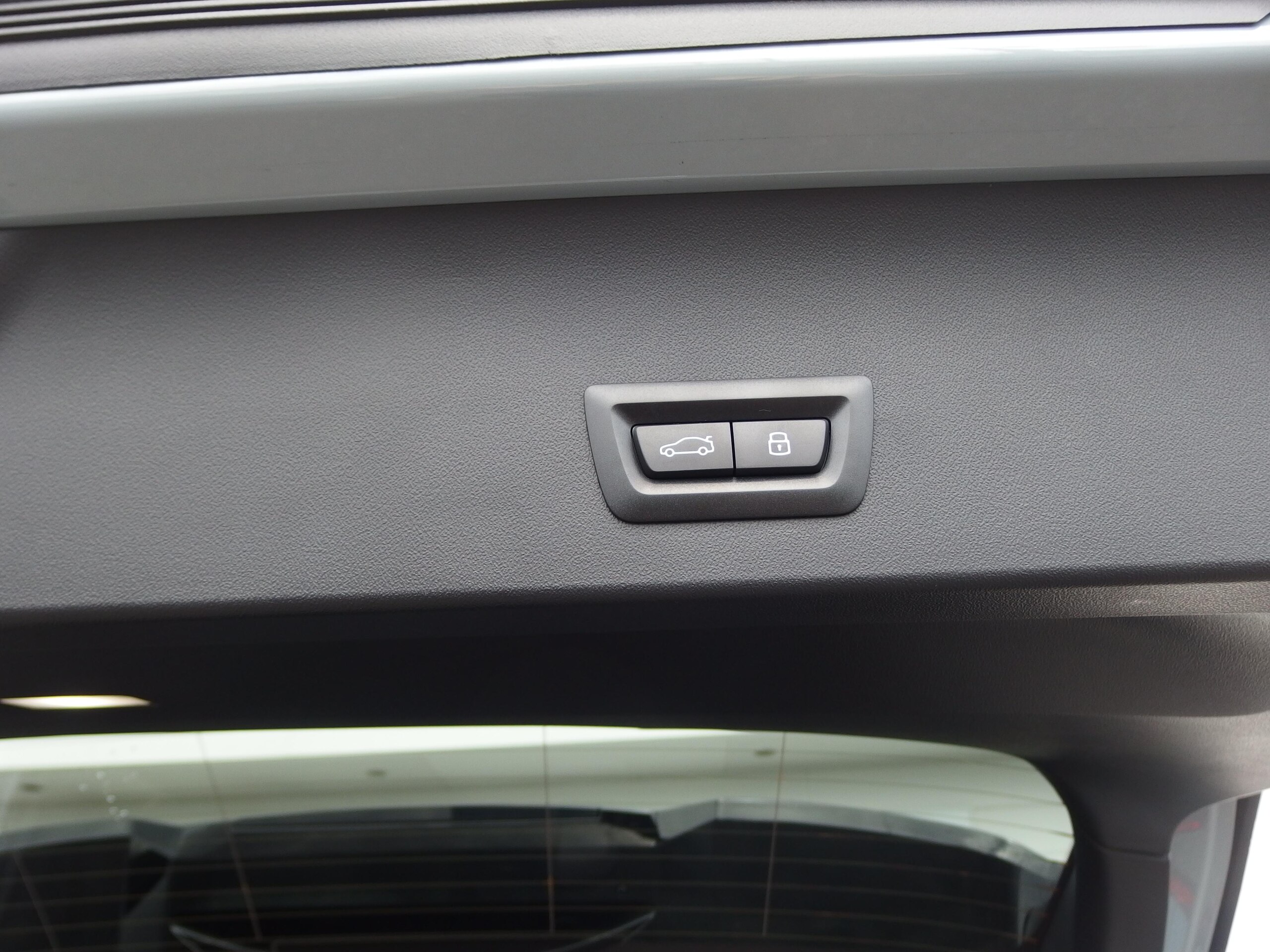 BMW X3 20d xDrive M Sport Diesel Turbo 4WD Comfort Package Panoramic Glass Sunroof — photo 9