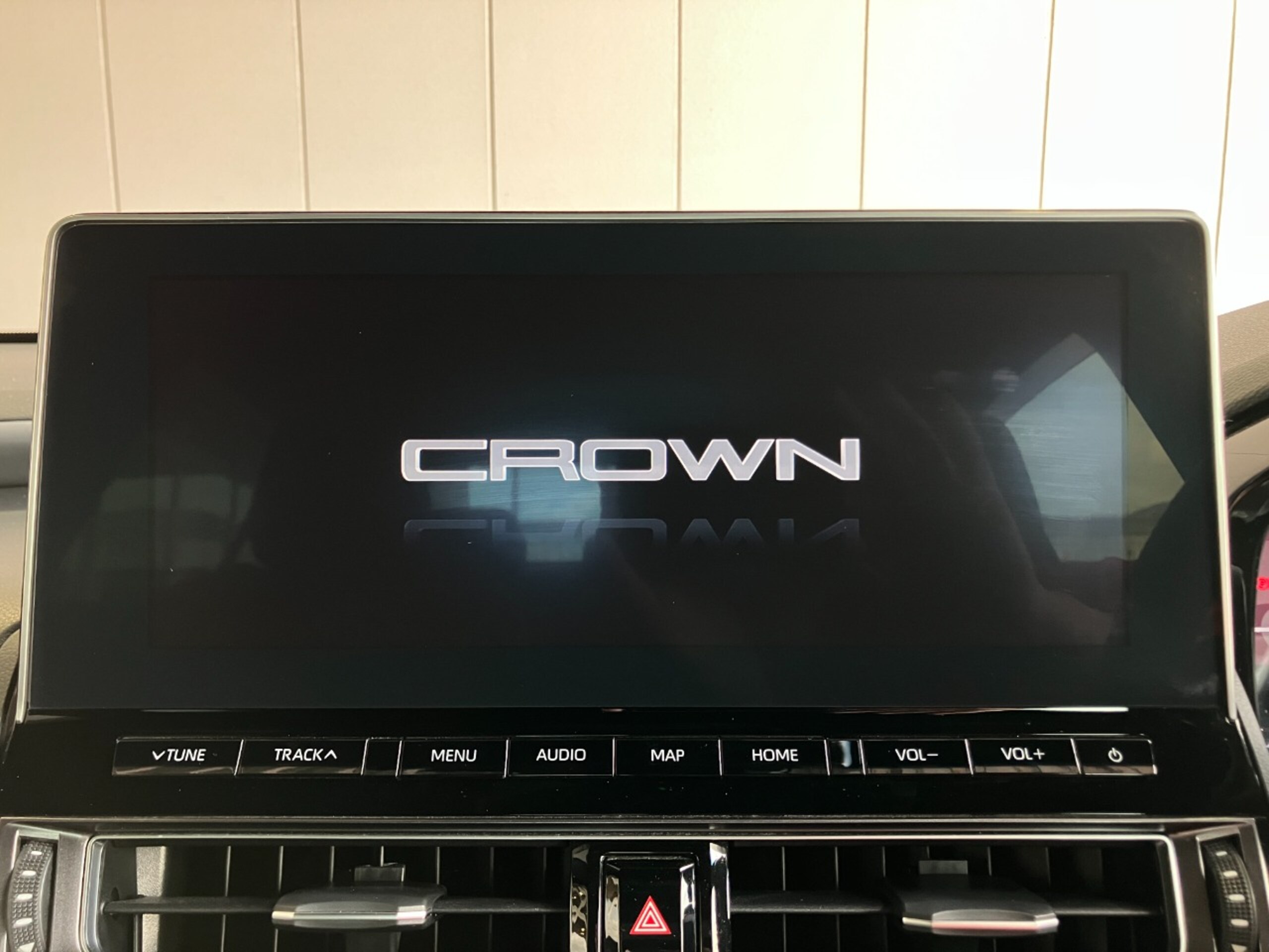 Toyota Crown Hybrid 2.5 RS Limited II — photo 8