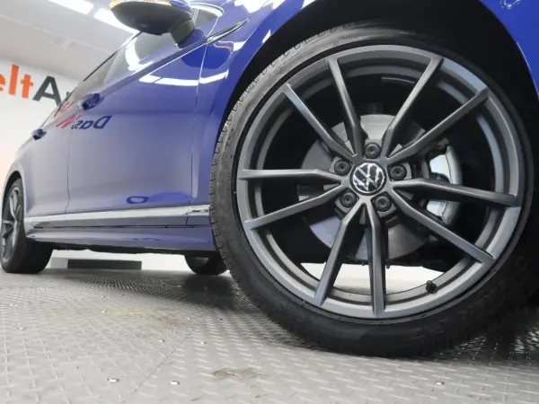 Volkswagen Passat Variant TDI R-Line Diesel Turbo — photo 8