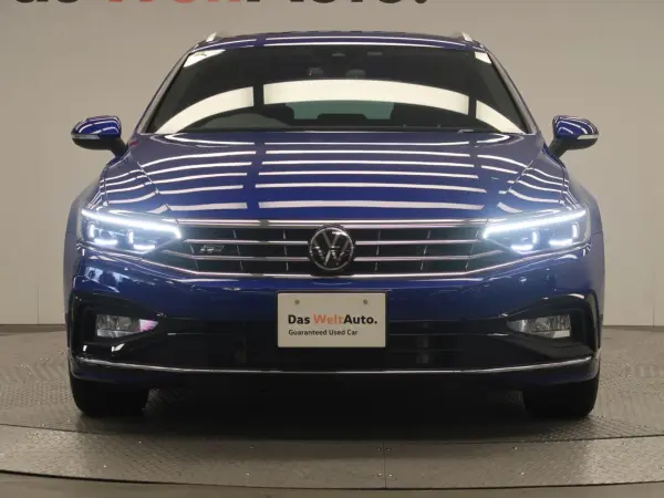 Volkswagen Passat Variant TDI R-Line Diesel Turbo — photo 9