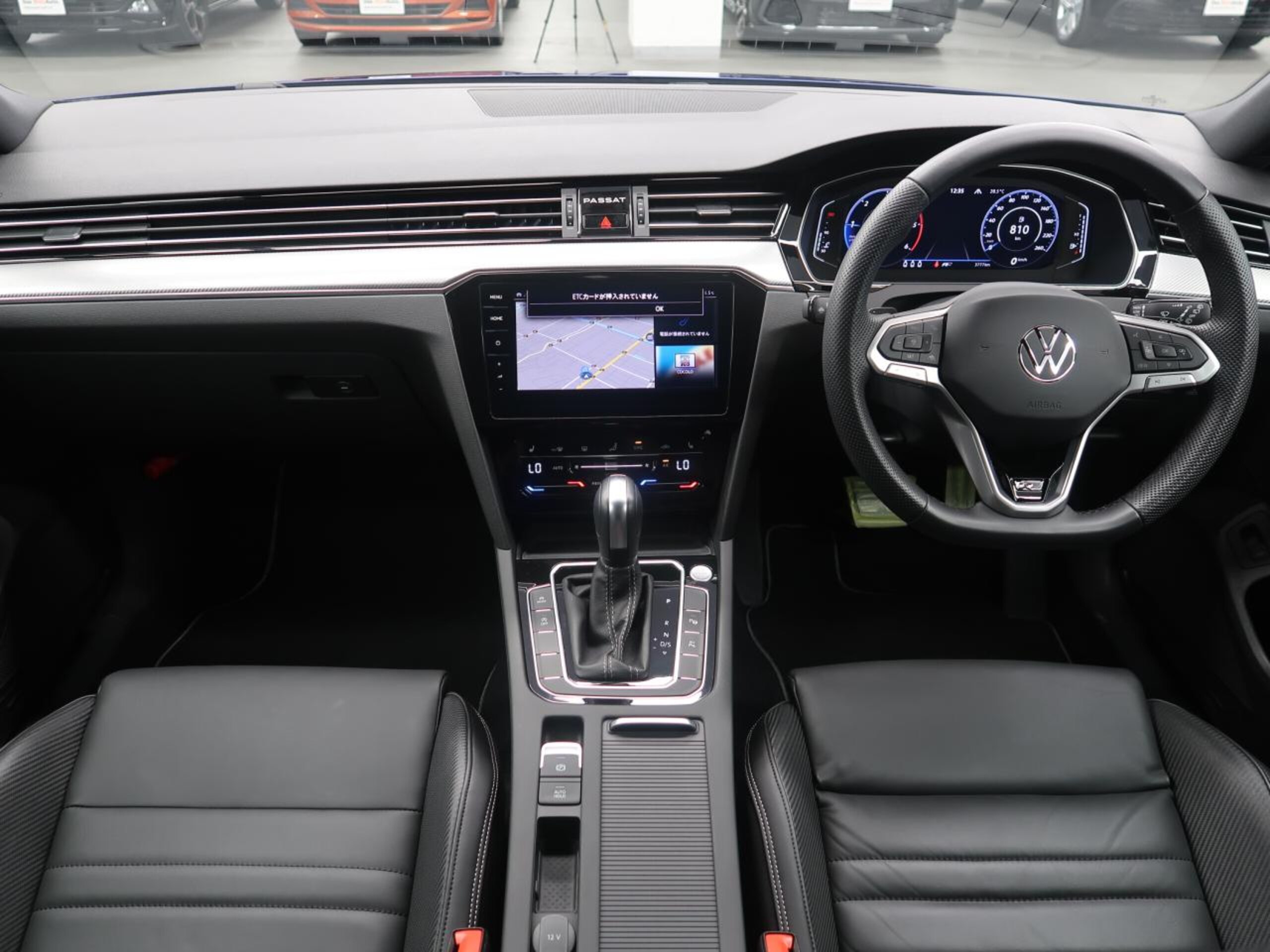 2024 Volkswagen Passat — photo 2