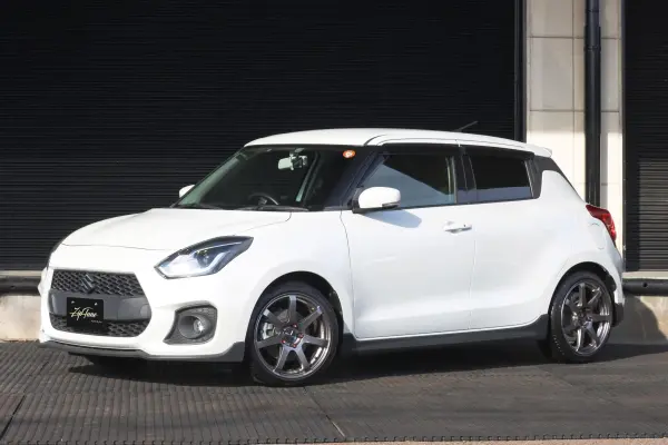 Suzuki Swift Sport 1.4 (Non-Suzuki Safety Support) New ZIP TUNE Lowering Springs / New ENKEI Wheels PF07 / New Tires 195/45R17 / Panasonic Navigation / Drive Recorder / ETC / Backup Camera (Pure White Pearl)