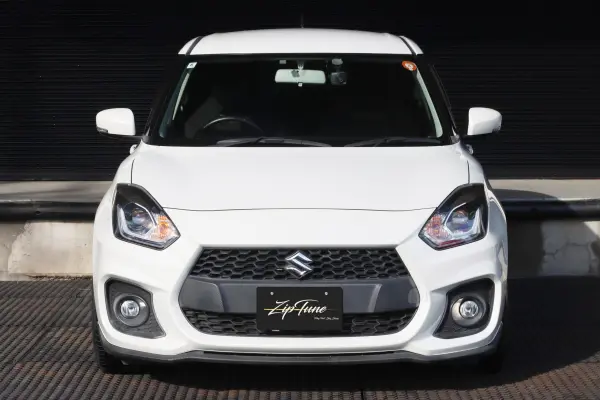 2022 Suzuki Swift — photo 3