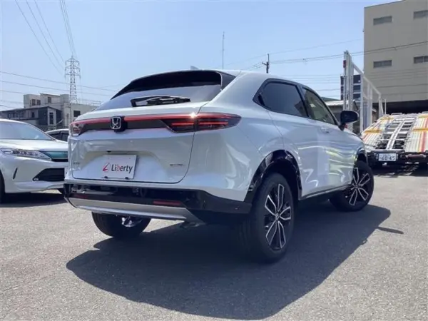 Honda Vezel 1.5 e:HEV Z — photo 8