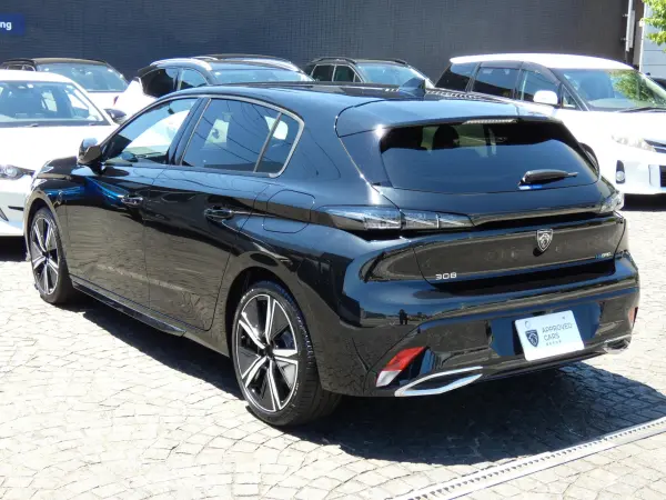 2024 Peugeot 308 — photo 2