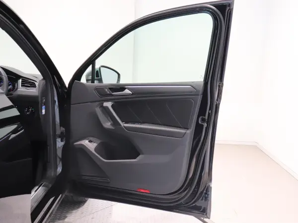 2022 Volkswagen Tiguan — photo 7 | Tuminion Kenya